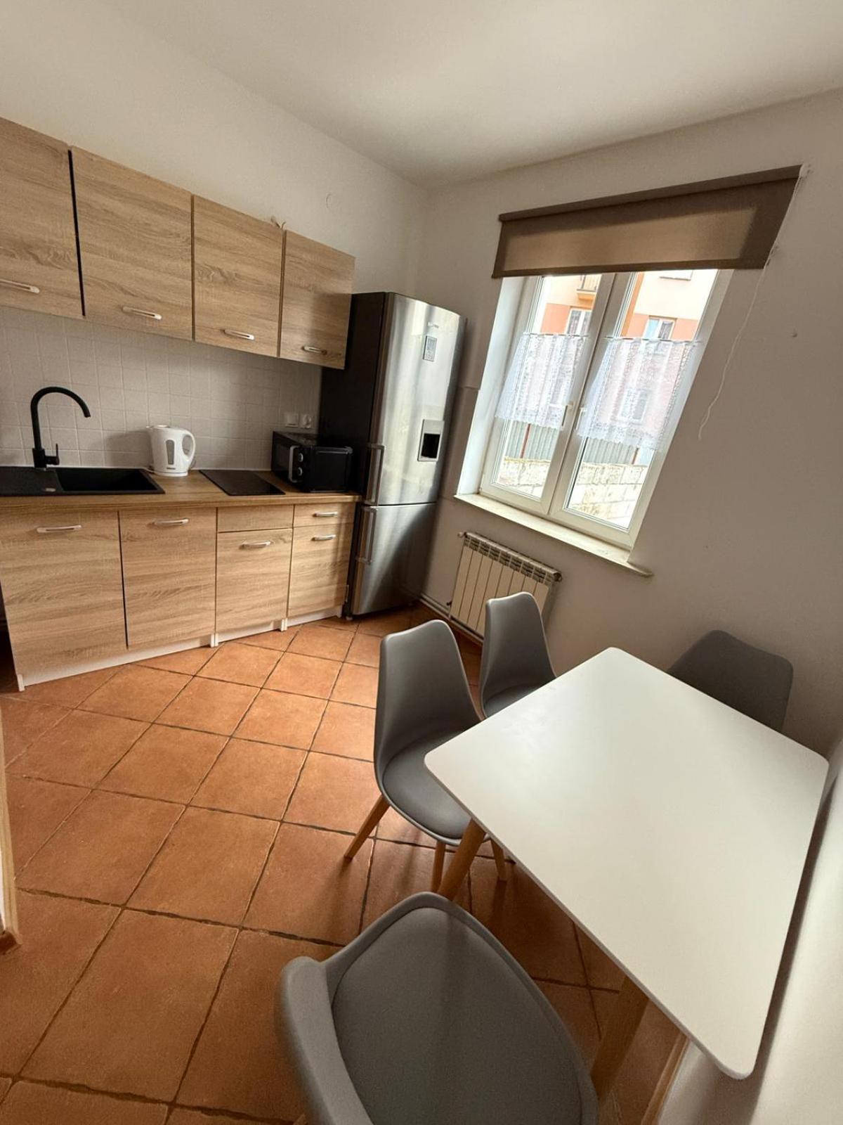 Family Apartment Пжемысл Экстерьер фото